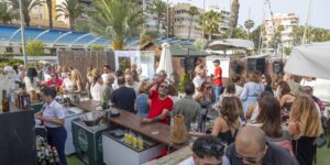 Tardeo solidario de Memorial Ainara en Bianco Sea Emotion de Torrevieja