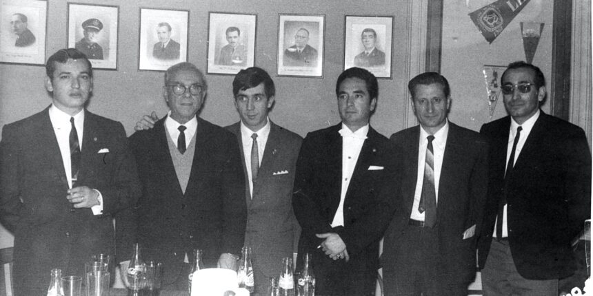 Enrique García Asensio director honorífico de la Orquesta de Flautas Casanovas