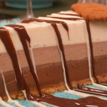 VA3468-tarta-chorliteja-belle-epoque-torrevieja.jpg Tarta Chorliteja elaborada por Belle Époque para las Jornadas Chorlitejos y Patinegros en Torrevieja