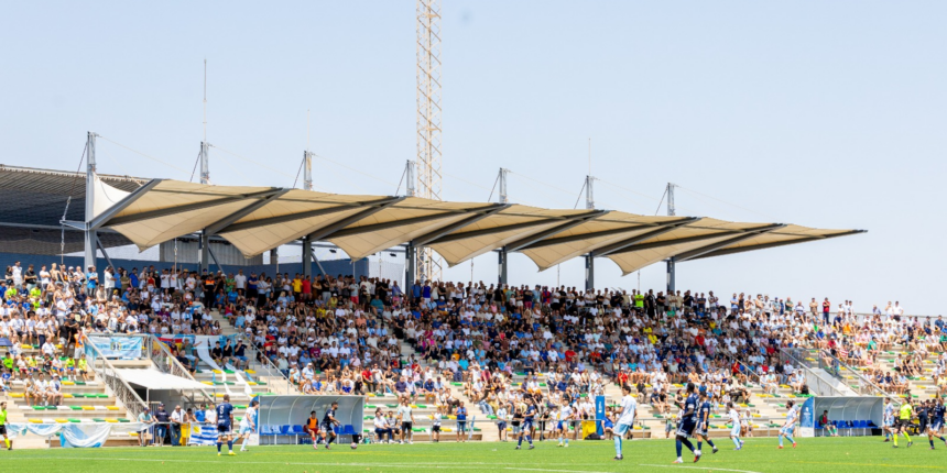 VA3466-sc-torrevieja-benidorm-playoff-ascenso-nelson-mandela.jpg Afición del SC Torrevieja durante la final del playoff de ascenso ante el CF Benidorm en el estadio Nelson Mandela
