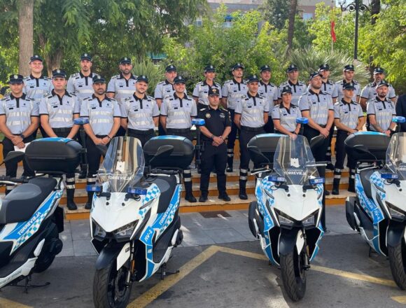 VA3472-agentes-movilidad-torrevieja-policia-local.jpg Nuevos agentes de movilidad de Torrevieja