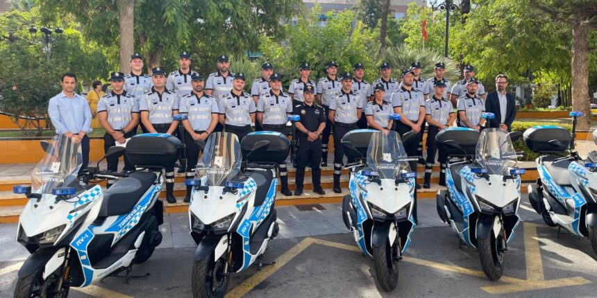 VA3472-agentes-movilidad-torrevieja-policia-local.jpg Nuevos agentes de movilidad de Torrevieja