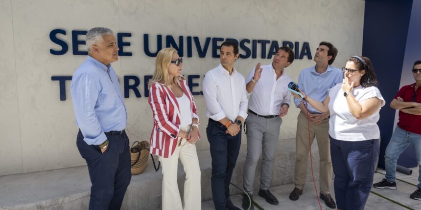 Nueva Sede Universitaria de Torrevieja y oficinas de AGAMED