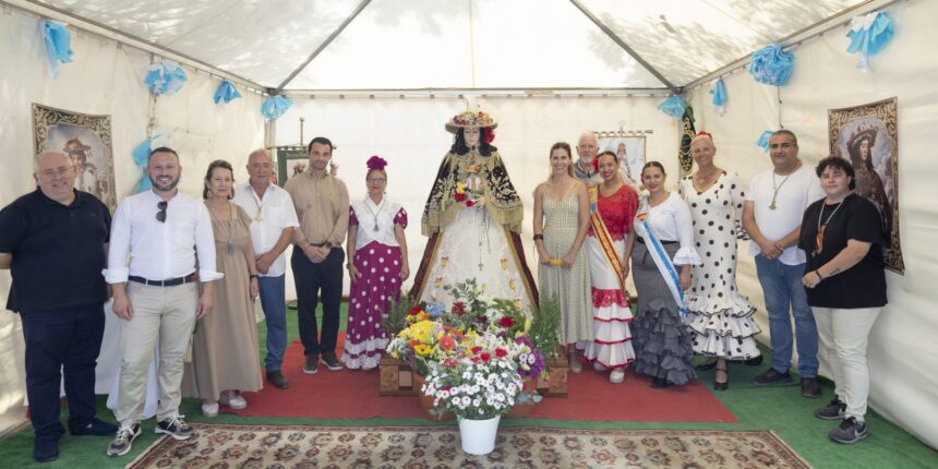 va3470-virgen-rocio-peregrinacion-la-mata-misa-campana.jpg Misa de Campaña de la Virgen del Rocío en La Mata durante la peregrinación