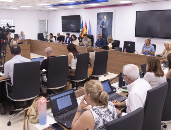 Nuevo transporte público urbano de Torrevieja con tarifas sociales