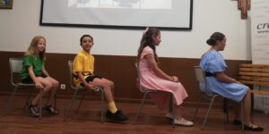Participantes del taller infantil de teatro de Ars Creatio en Torrevieja