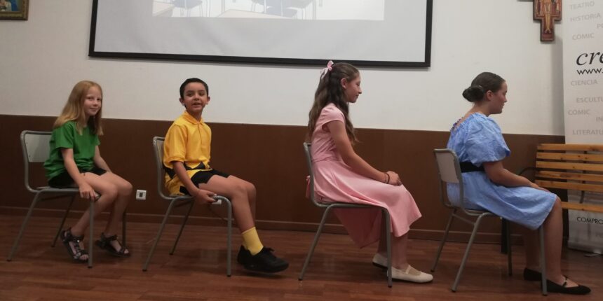 Participantes del taller infantil de teatro de Ars Creatio en Torrevieja