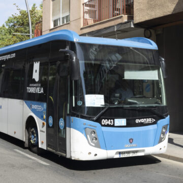 va3474-nuevas-lineas-autobus-torrevieja-frecuencias.jpg Autobús de la nueva red de transporte urbano de Torrevieja