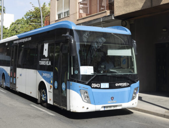 Autobús de la nueva red de transporte urbano de Torrevieja