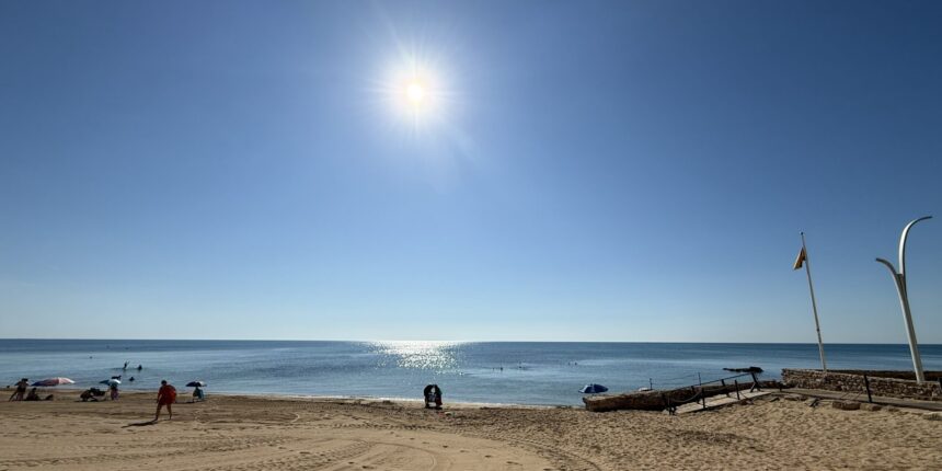 Tiempo soleado en Torrevieja durante el fin de semana de julio