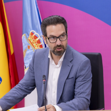 va3473-policia-local-torrevieja-venta-ambulante-ilegal.jpg Federico Alarcón en la Junta de Gobierno Local