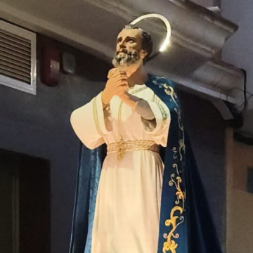 Procesión de San Pedro por las calles de La Mata