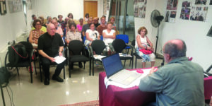 Sergio Rivas durante la conferencia sobre libertad religiosa y cristianos perseguidos en Nigeria en Torrevieja