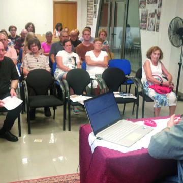 va3474-conferencia-cristianos-perseguidos-nigeria-torrevieja.jpg Sergio Rivas durante la conferencia sobre libertad religiosa y cristianos perseguidos en Nigeria en Torrevieja