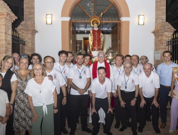 VA3475-san-emigdio-torrevieja-fiestas.jpg Imagen de San Emigdio durante las fiestas celebradas en Torrevieja
