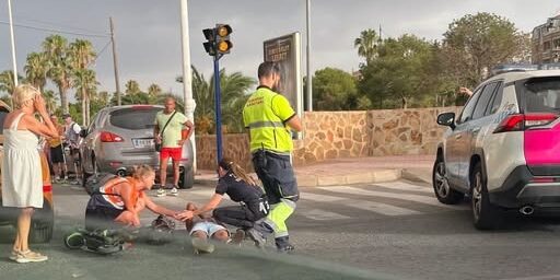 va3478-accidente-patinete-torrevieja.jpg Una persona herida en un accidente entre un turismo y un patinete en Torrevieja