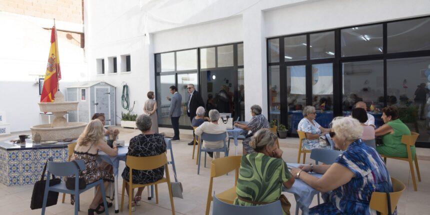va-3482-casa-tercera-edad-san-pascual-torrevieja.jpg Reapertura de la Casa de la Tercera Edad de la calle San Pascual en Torrevieja.