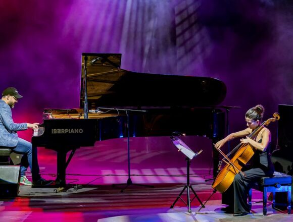 VA-3479-borja-niso-ludovico-essential-torrevieja.jpg Borja Niso interpreta al piano la música de Ludovico Einaudi en Torrevieja