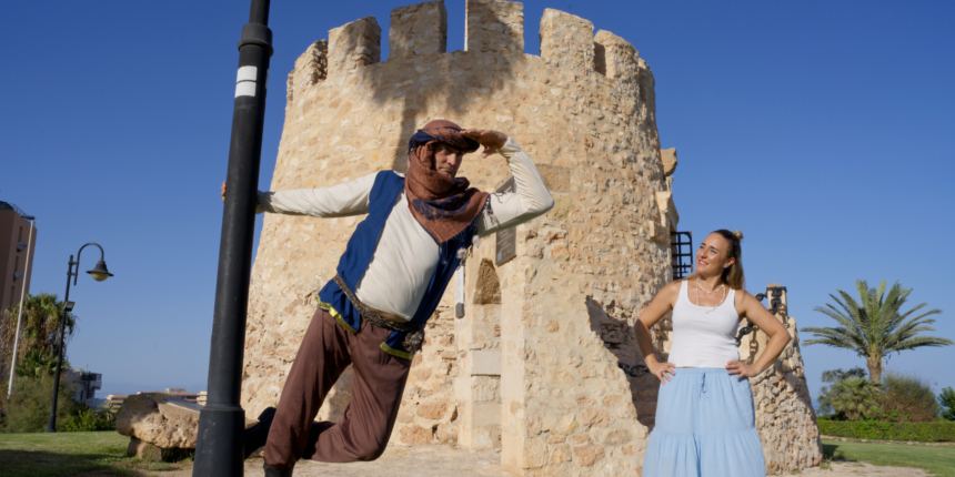 VA-3481-sal-fuego-piratas-torre-moro.jpg Visita teatralizada Sal, fuego y piratas en el entorno de la Torre del Moro de Torrevieja.