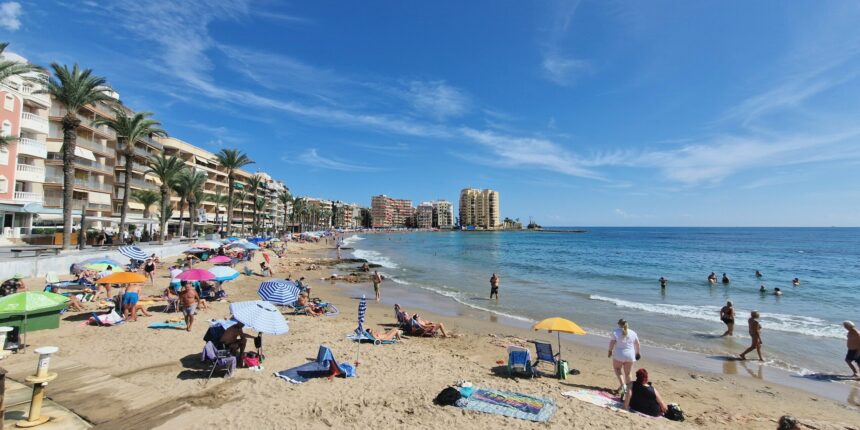 va-3484-tiempo-PLAYA.jpg Previsión meteorológica de Proyecto Mastral para Torrevieja durante el fin de semana.