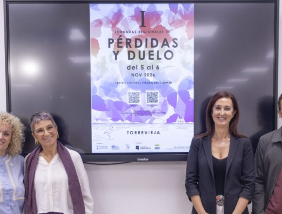 va3487-jornadas-perdidas-duelo-torrevieja.jpg Presentación de las I Jornadas Regionales de Pérdidas y Duelo en Torrevieja, que se celebrarán el 5 y 6 de noviembre.