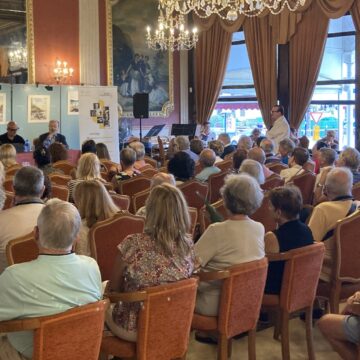 va-3484-abono-casanovas-casino-torrevieja.jpg Presentación de la web y el Abono Casanovas de la Asociación Francisco Casanovas en el Casino de Torrevieja.