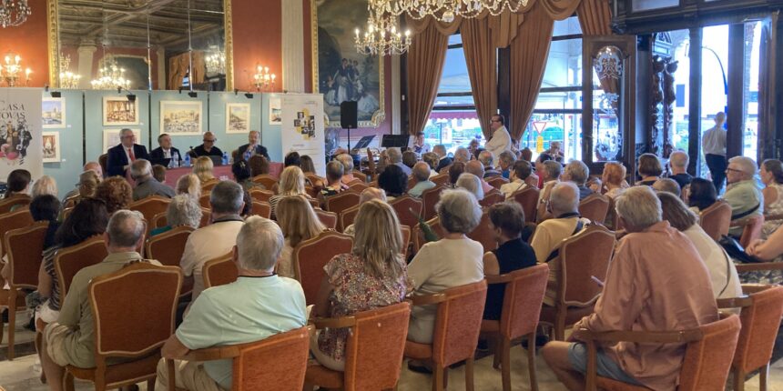 va-3484-abono-casanovas-casino-torrevieja.jpg Presentación de la web y el Abono Casanovas de la Asociación Francisco Casanovas en el Casino de Torrevieja.