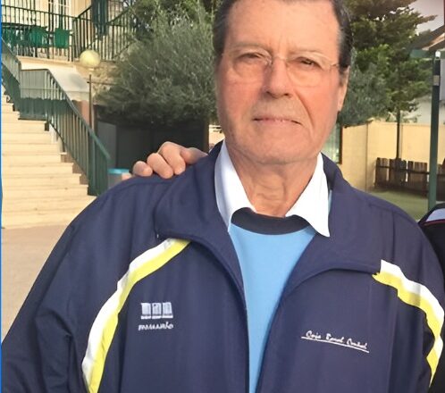 VA-3487-tomas-bascunana-fundador-club-tenis-torrevieja.jpg Tomás Bascuñana Cases, socio fundador y destacado jugador veterano del Club de Tenis Torrevieja.