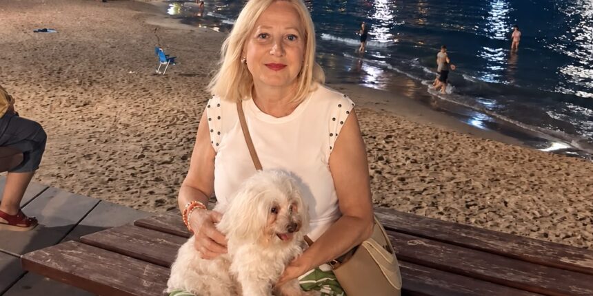 Iker, el bichón maltés de Torrevieja que acaba de cumplir 20 años.