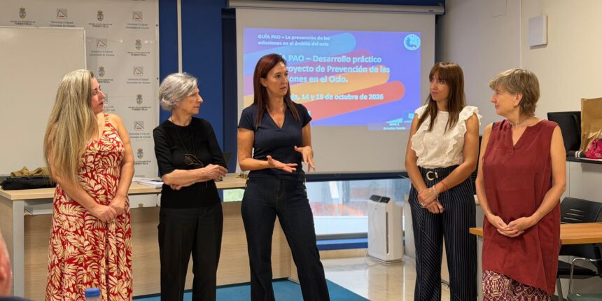 Participantes en el taller de prevención de adicciones organizado por la UPCCA de Torrevieja.