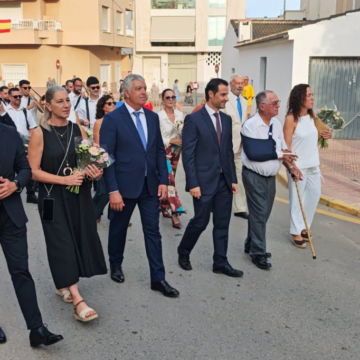 Ofrenda de Flores a la Virgen del Rosario durante las fiestas patronales de La Mata 2026.