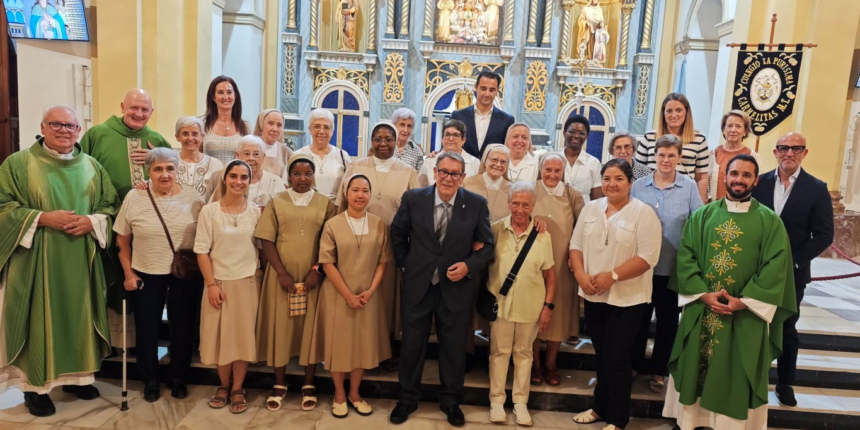 VA-3483-125-aniversario-carmelitas-torrevieja.jpg Eucaristía de apertura del 125.º aniversario de las Carmelitas Misioneras Teresianas en Torrevieja.