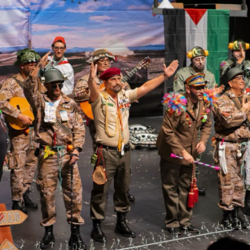 La chirigota torrevejense Los Sangochaos participará en el Concurso del Carnaval de Cádiz en el Gran Teatro Falla.